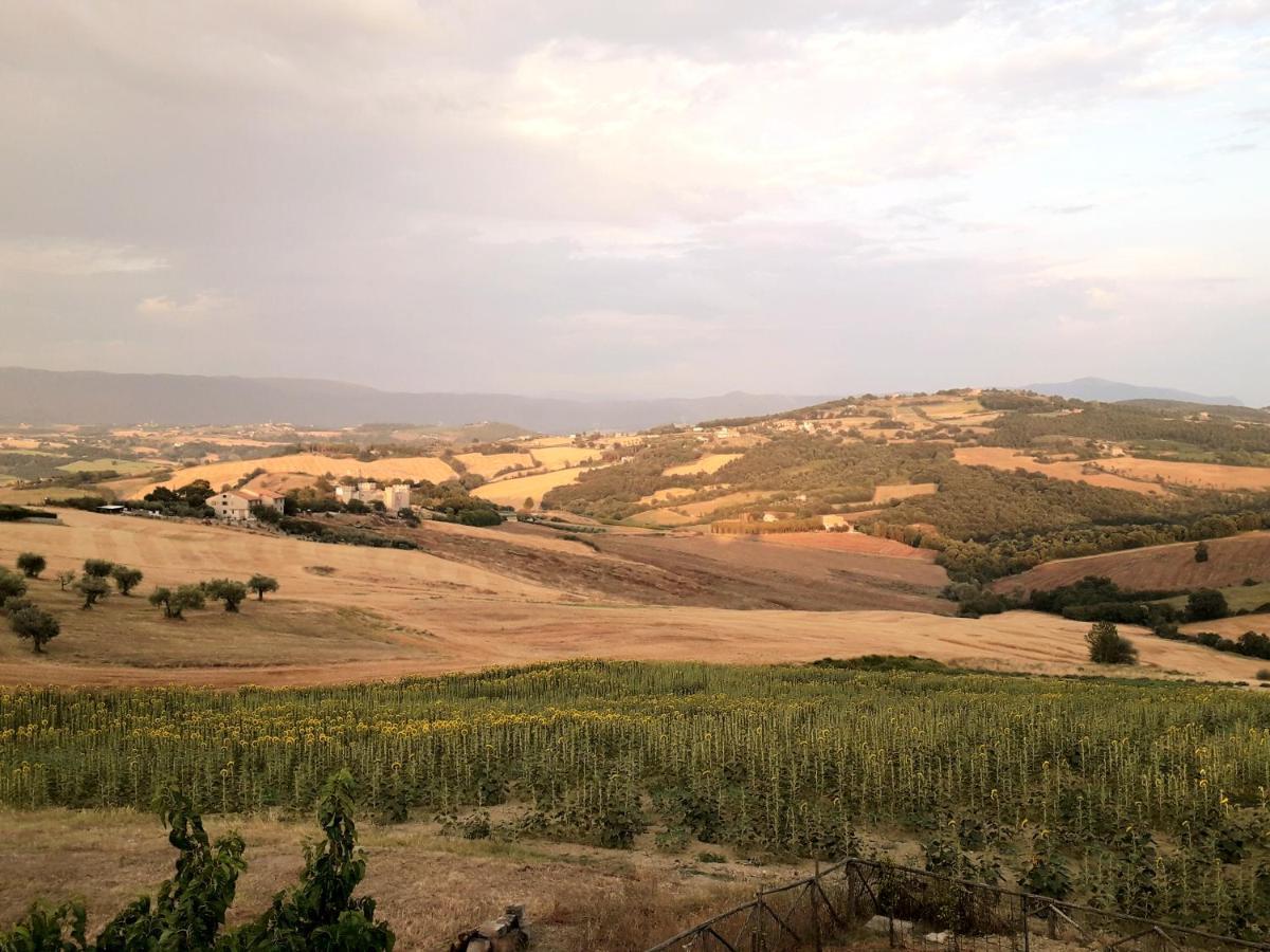 Castello Nuovo Di Fiore - Appartamento 1 Buitenkant foto